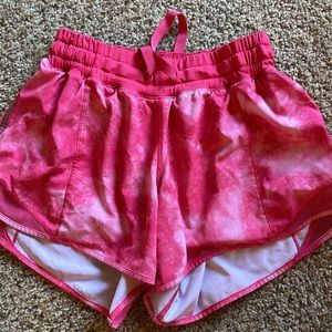 Lululemon Hotty Hot Shorts 4"
